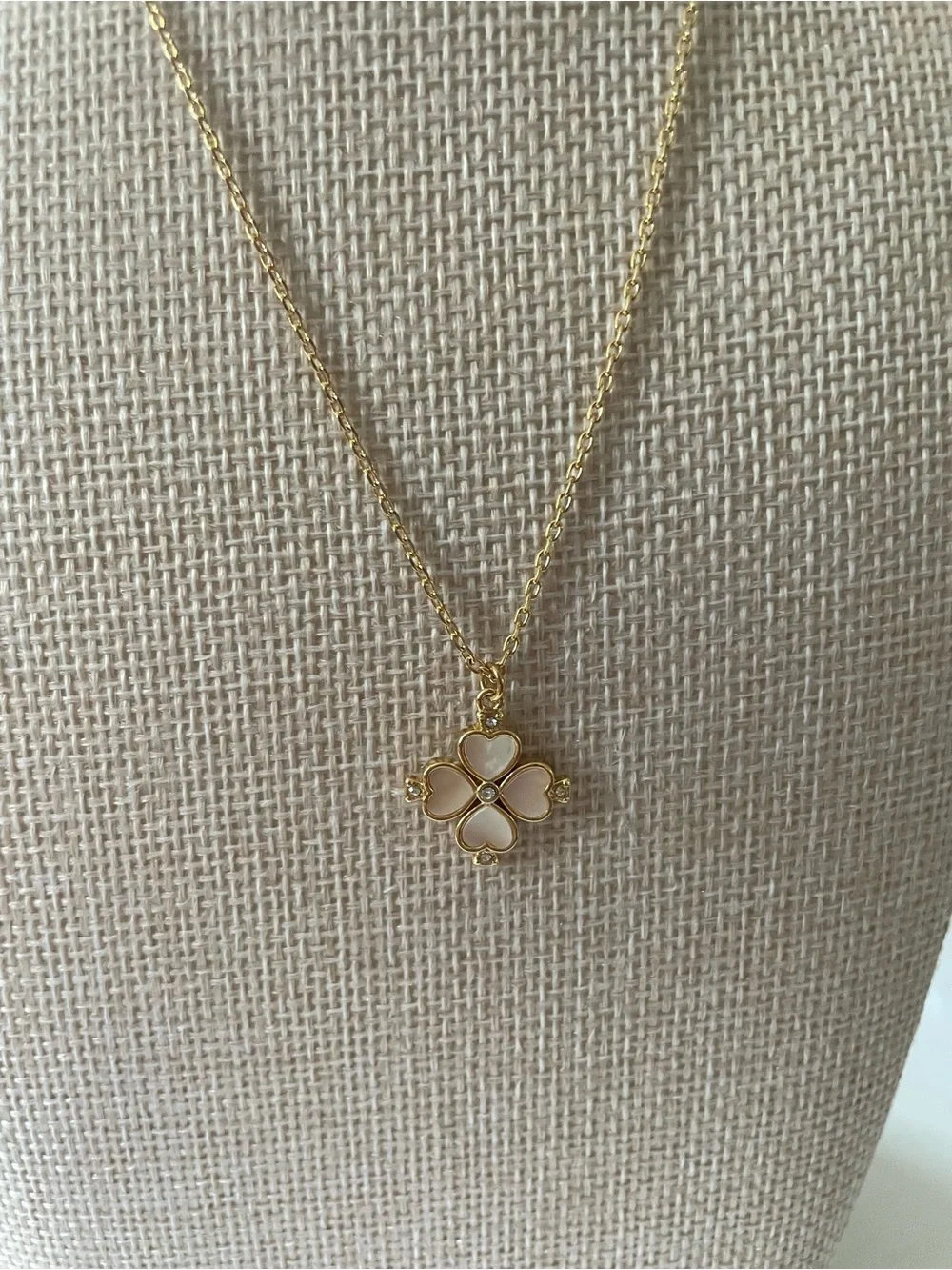 Gold Chain Necklace with Ivory 4 spade Pendant